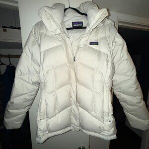 Patagonia Women's Down With It Jacket